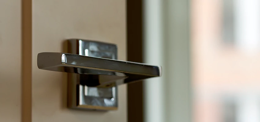 Door Lever Knob Repair in Rialto, California