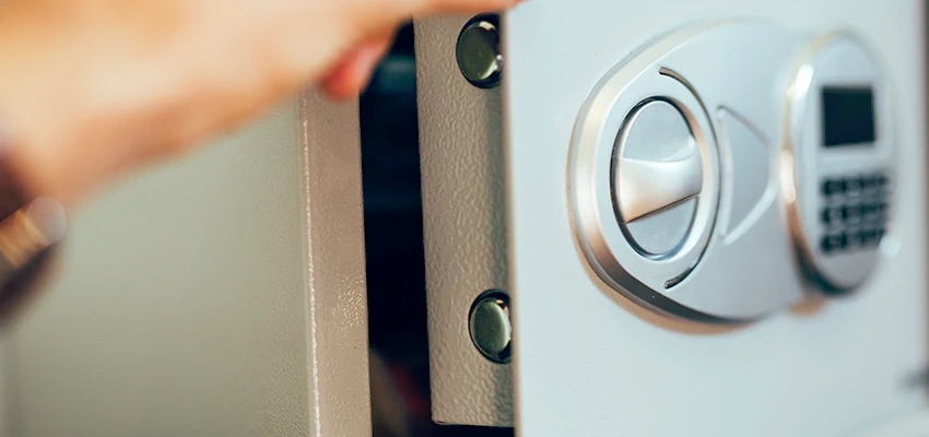 Fingerprint Safe Openers in Rialto, CA