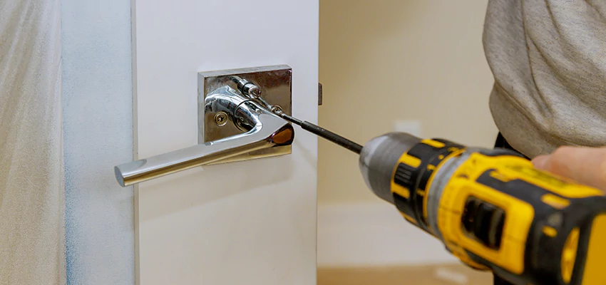 After-hours Locksmith  For Lock Troubleshooting in Rialto, California