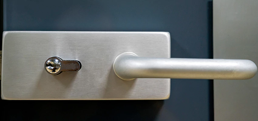 Change Patio Door Locks in Rialto, California